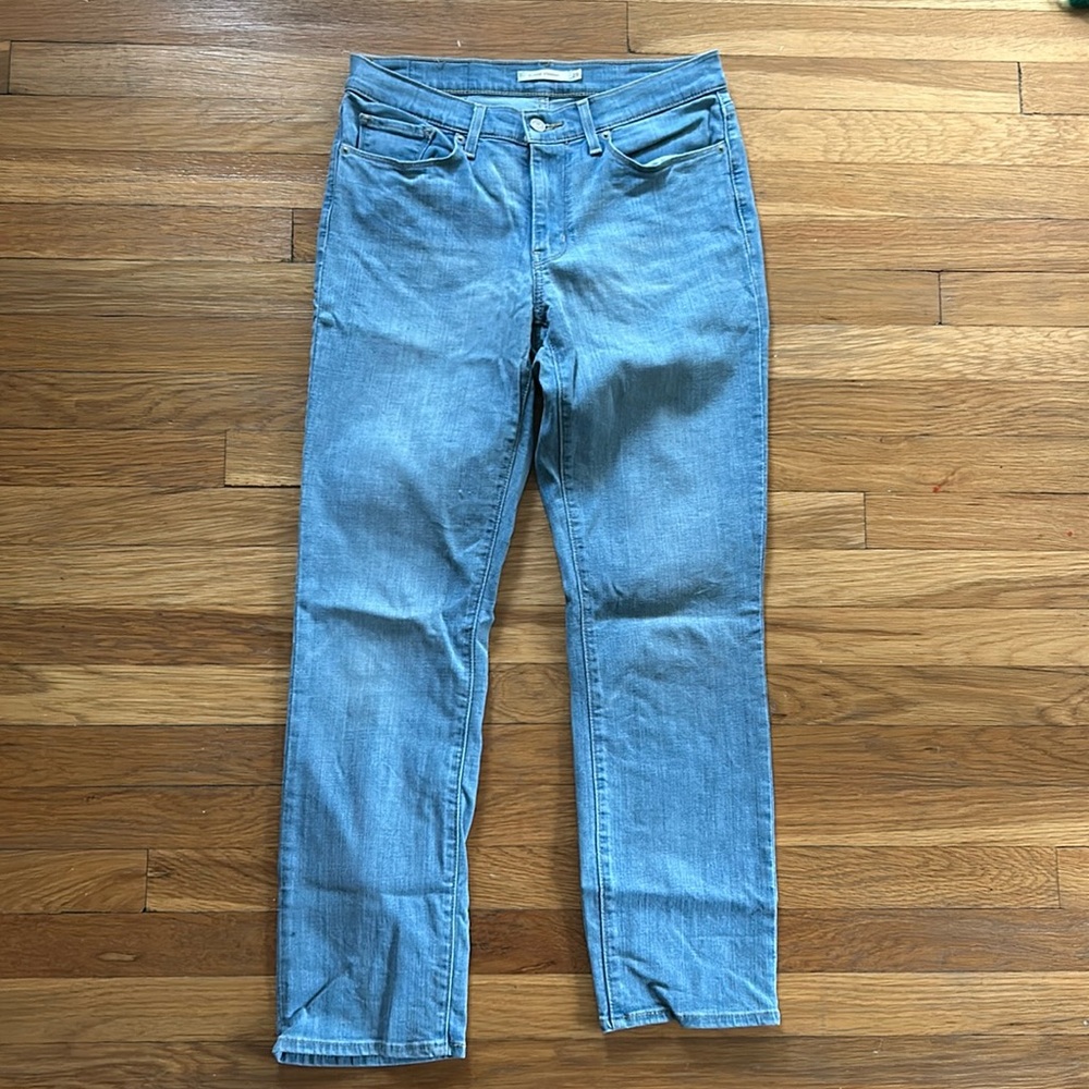 Classic Straight Levi’s
